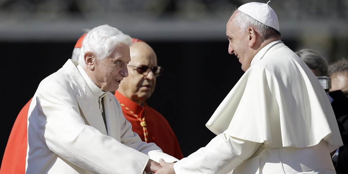 Na stretnutí pápeža Františka so seniormi nechýbal ani Benedikt XVI.