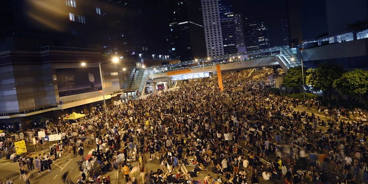 Demonštranti dali vedeniu Hongkongu nové ultimátum, hrozia ďalšími protestami