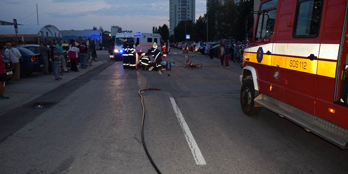 FOTO Tragická nehoda v Trnave: Motocyklista (18) zabil ženu (†68)