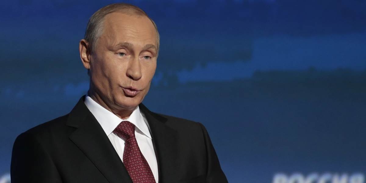 Putin: Vláda podporí firmy a v zahraničnom obchode chce prejsť na národné meny