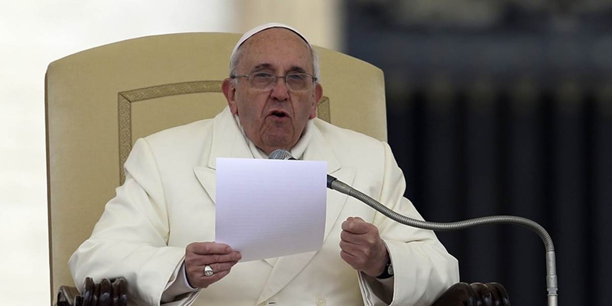Pápež zvolal nunciov z Blízkeho východu na poradu o postupe proti IS