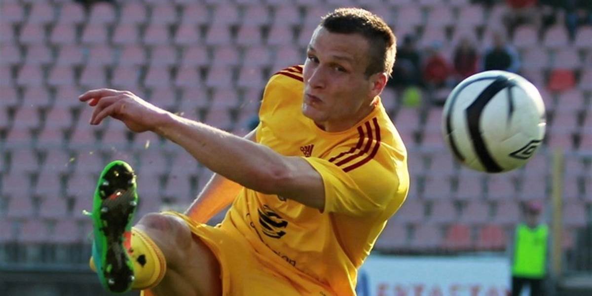 Jablonec deklasoval v českej lige Duklu 6:0, Štetina si dal vlastný gól
