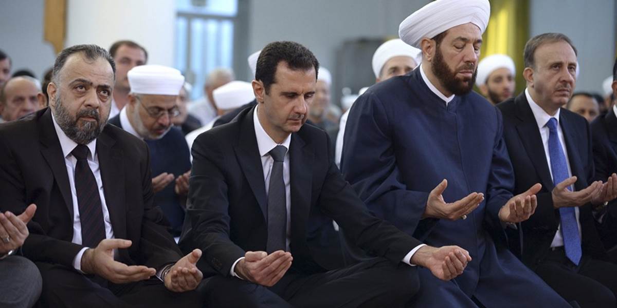 Al-Asad sa objavil na verejnosti, modlil sa v mešite