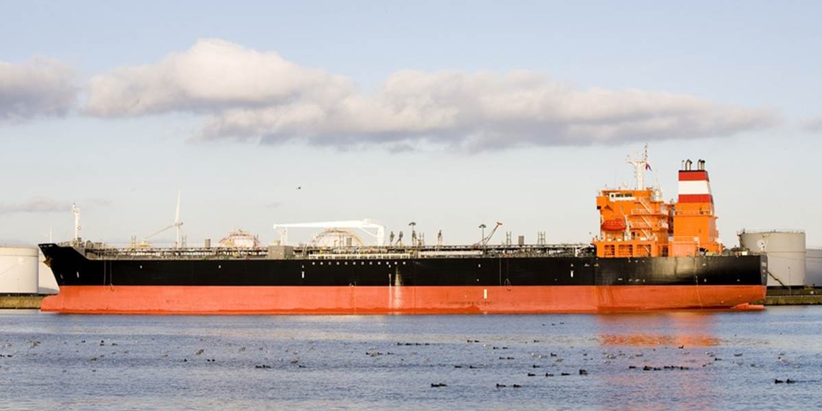 V Juhočínskom mori zmizla vietnamská loď s 5-tisíc tonami ropy