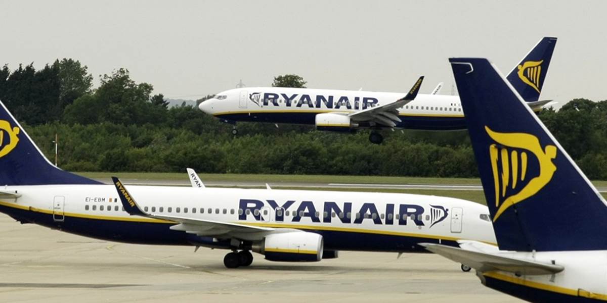 Na dublinskom letisku o seba krídlami zavadili dve lietadlá Ryanairu