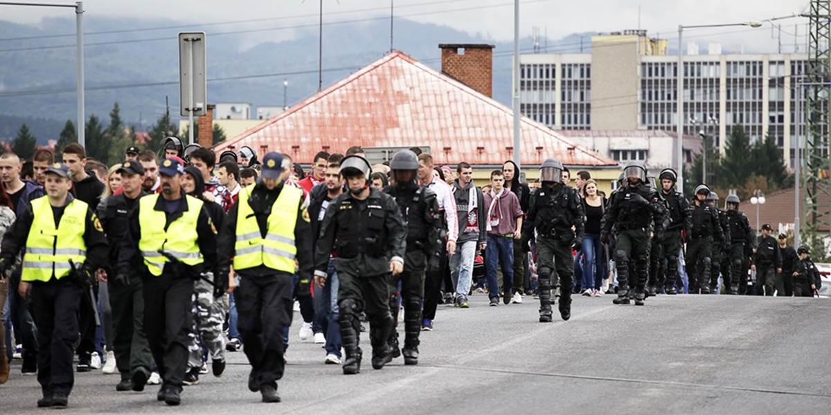 Zápas Slovenska a Španielska v Žiline zmonitoruje polícia pri štadióne aj v meste