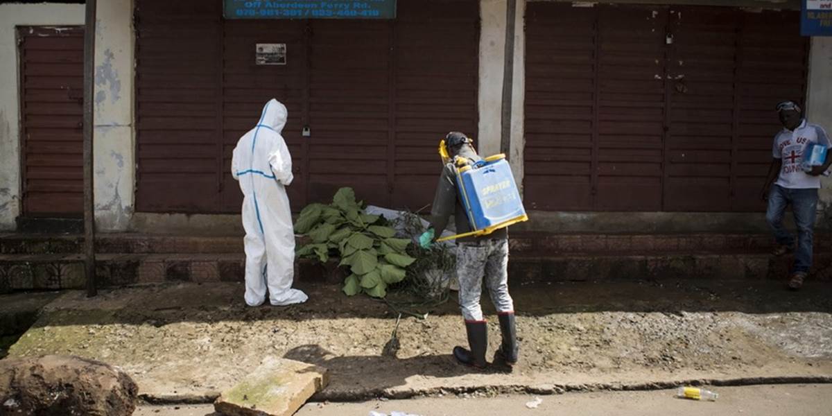 Na následky eboly zomrelo už 3879 ľudí