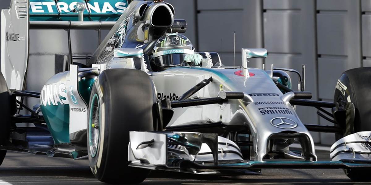 F1: Prvý tréning v Soči ovládli jazdi Mercedesu