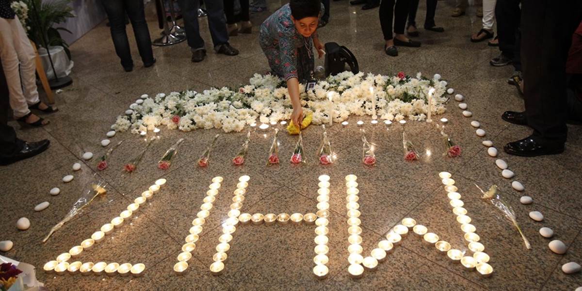 Rodiny obetí letu MH17 chcú žalovať holandskú vládu