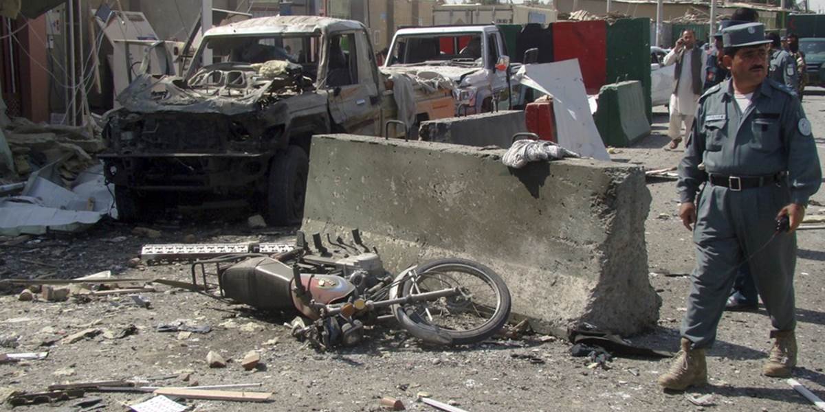 Pri útoku samovraždeného atentátnika v Afganistane zahynul policajt