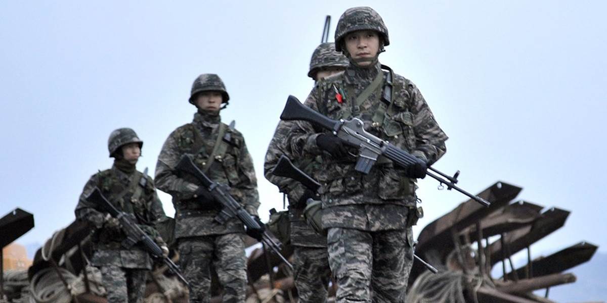 Južná Kórea posilnila vojenské jednotky pri hraniciach s KĽDR