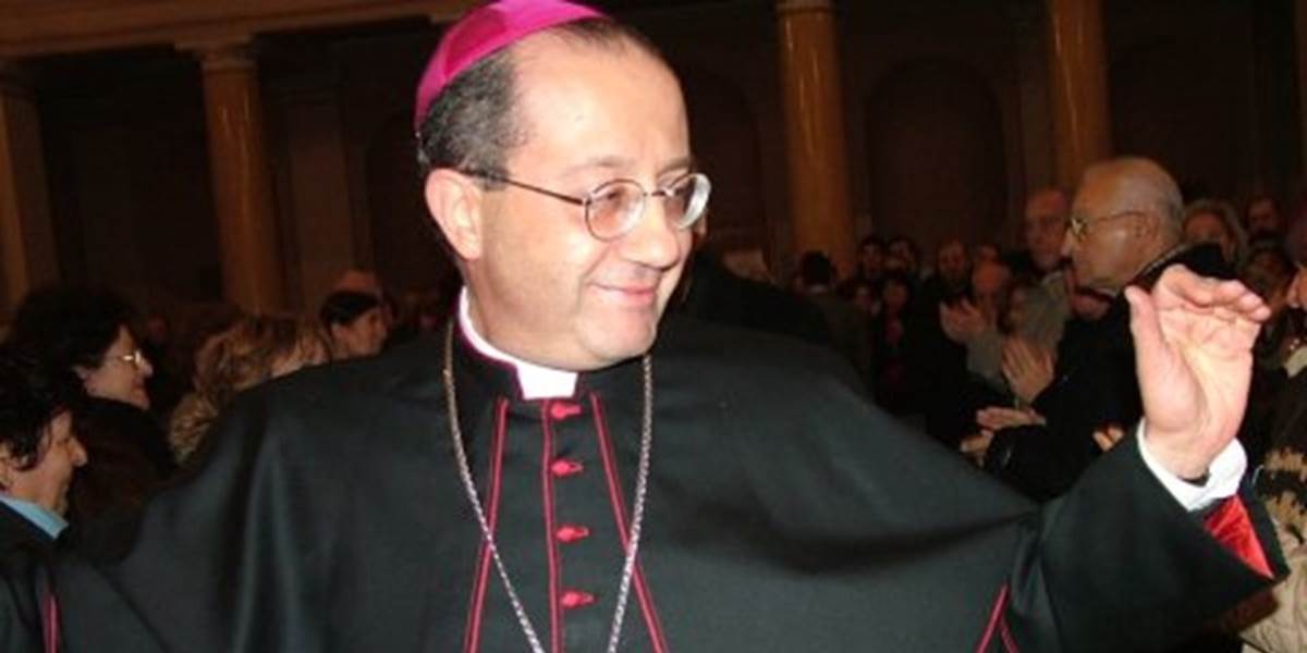 Vatikán nie je proti legalizácii homosexuálnych zväzkov, výnimkou je manželstvo