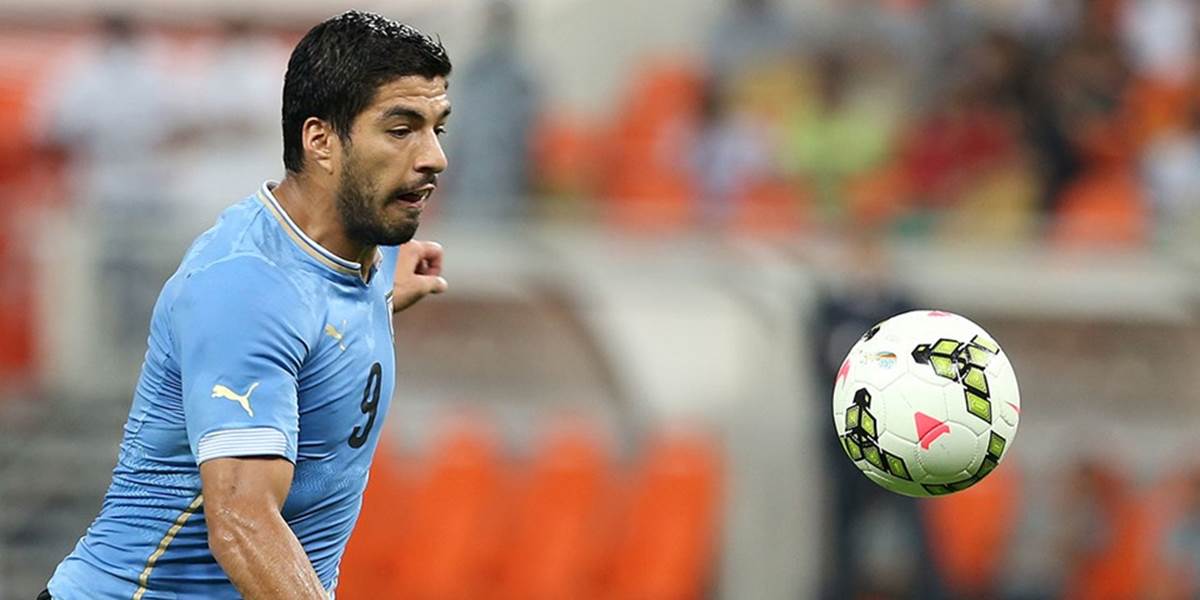 Suarez dvoma gólmi prispel k výhre Uruguaja nad Ománom 3:0