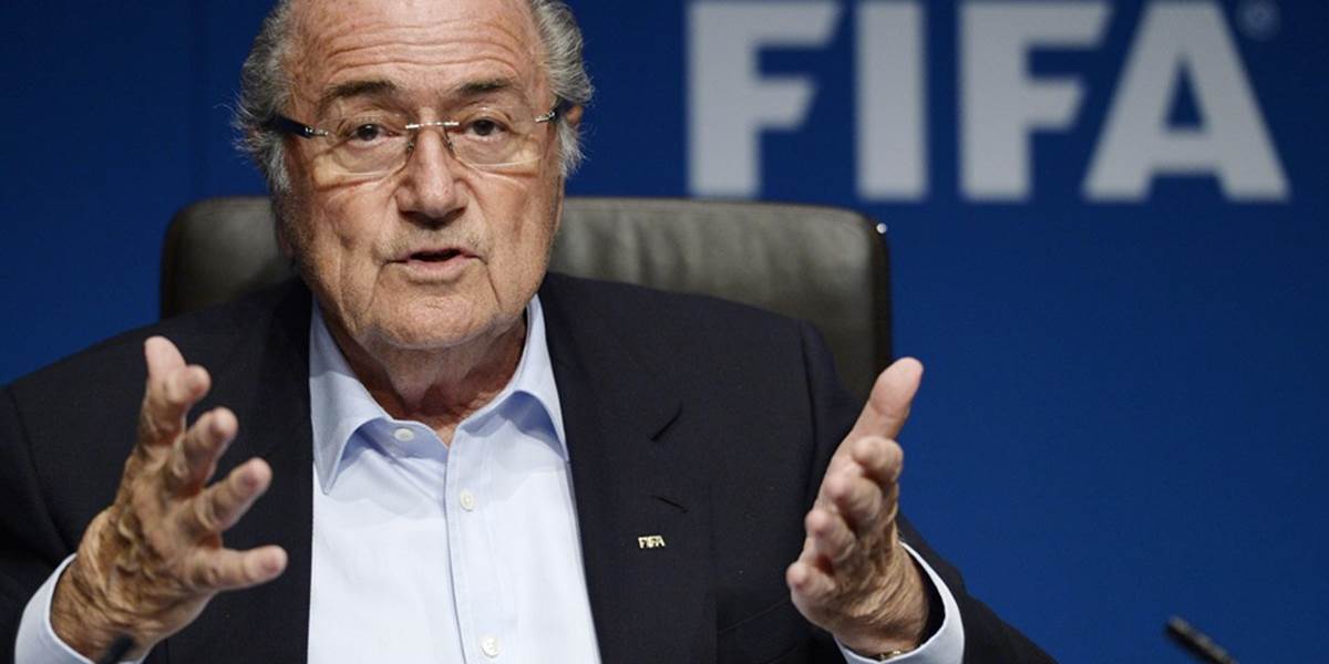 Blatter odsúdil útok na sídlo cyperských rozhodcov
