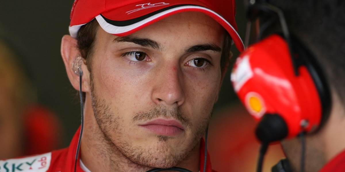 Bianchi nedostal pokyn nespomaliť, bráni sa Marussia