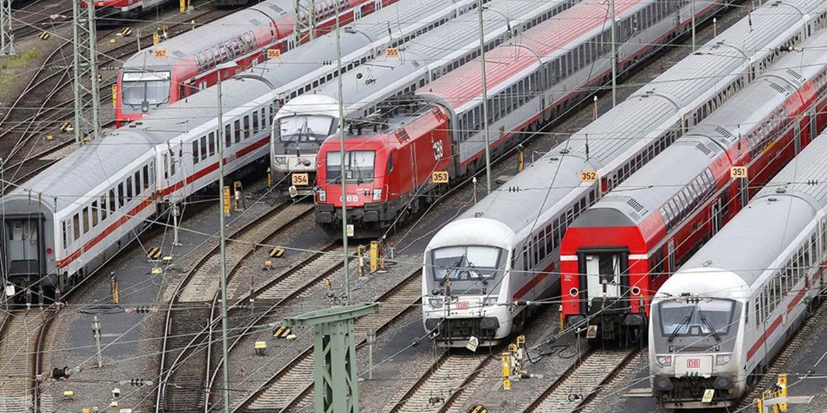 Štrajk rušňovodičov ochromil železničnú dopravu