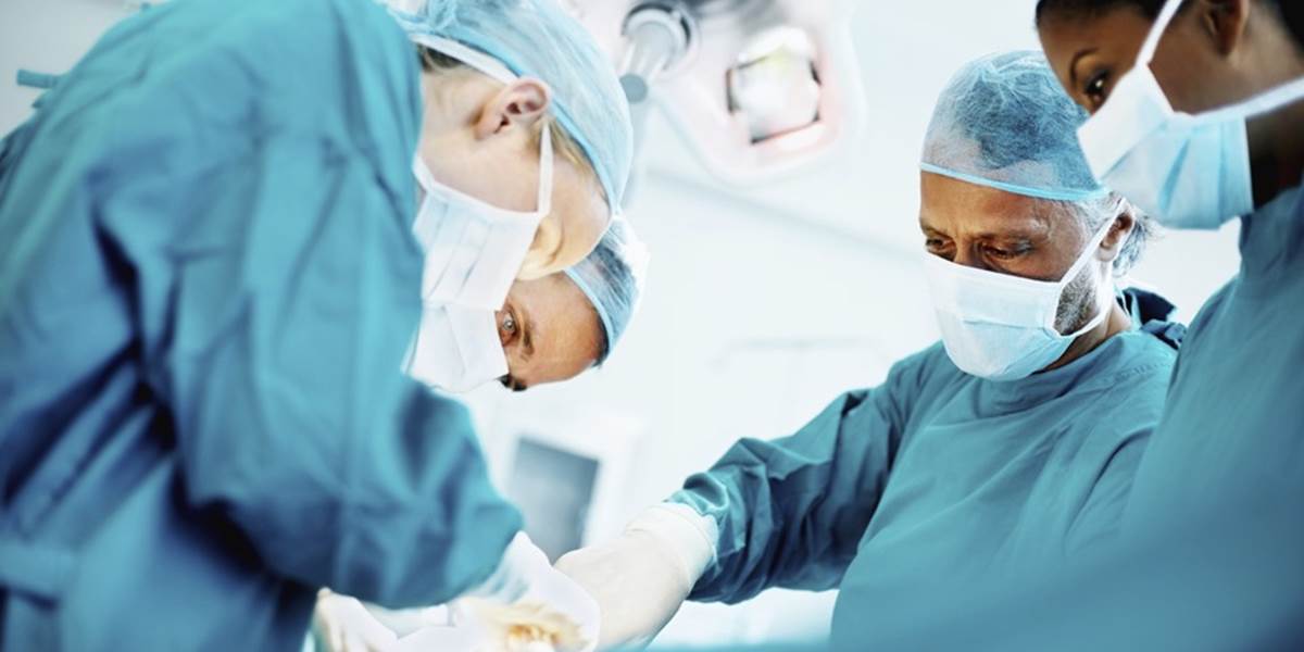 Muž sa v Nemecku vydával za plastického chirurga: Realizoval viac ako 80 úkonov!