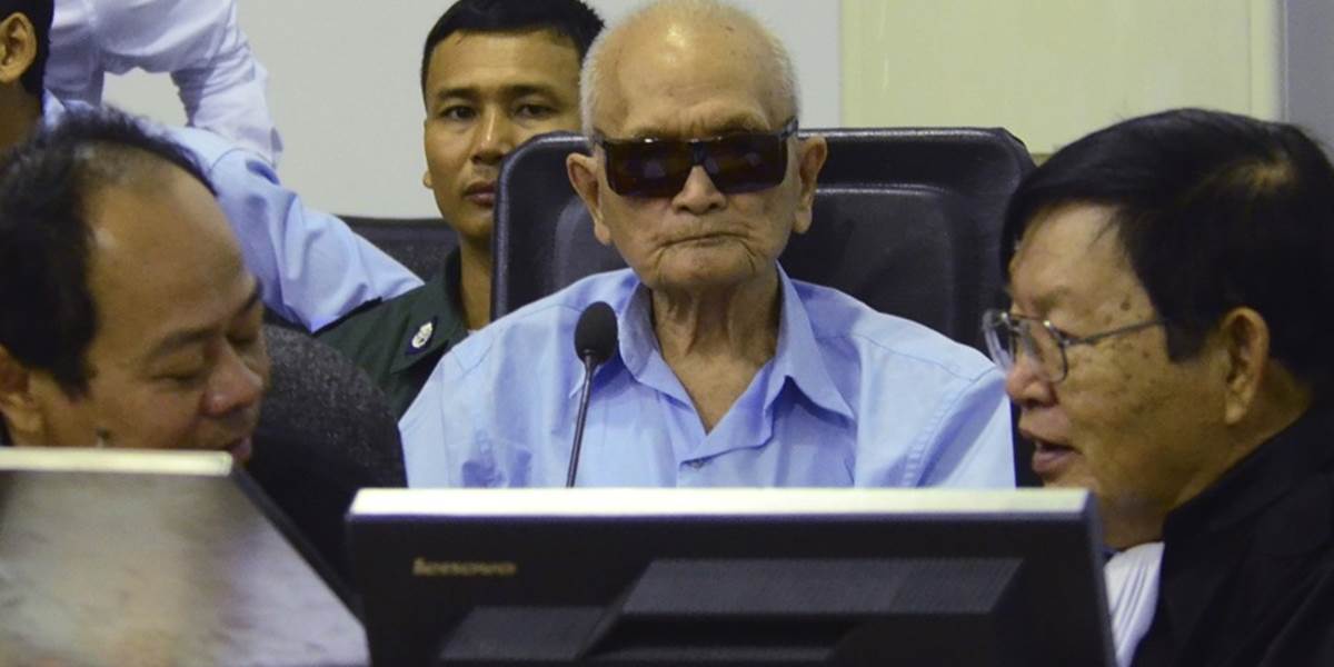 Vodcov Červených Kmérov súdia pre obvinenia z genocídy