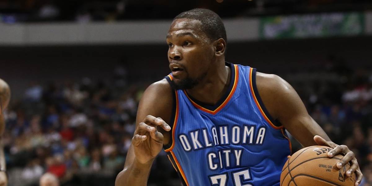 NBA: Durant po operácii mimo hry na šesť týždňov