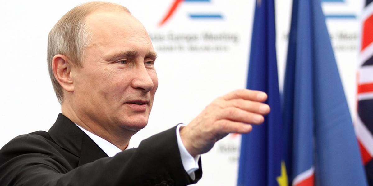 Peskov: Putin vysvetľoval Merkelovej krízu s plynom ceruzkou v ruke