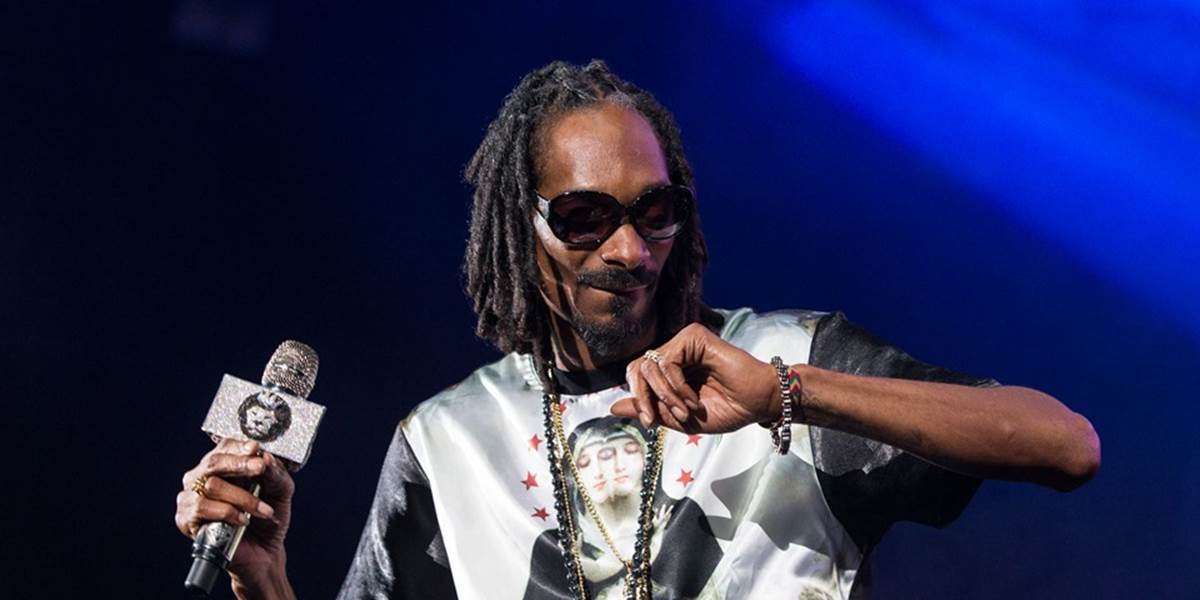 Snoop Dogg podpísal kontrakt s Pharrellovým vydavateľstvom