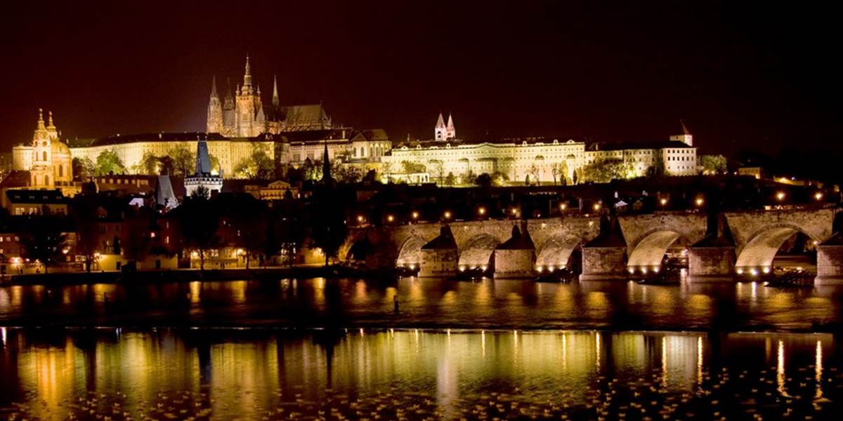 Praha v noci zažila rozsiahly výpadok: Bez elektrického prúdu ostalo až 100-tisíc domácností!