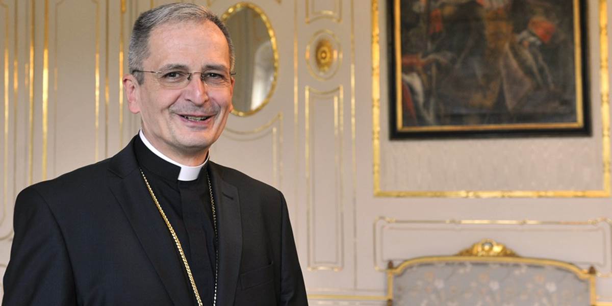 Arcibiskup Zvolenský: Znovuzosobášení katolíci nie sú vylúčení z cirkvi
