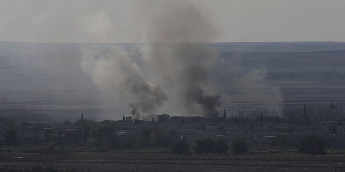 Džihádisti dobyli Dajr az-Zaur, Kurdi v Kobané stále čakajú na posily z Iraku