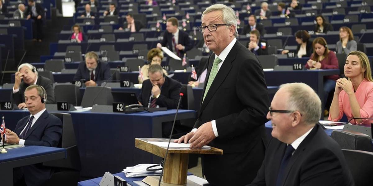 Juncker sľúbil europoslancom 300-miliardový investičný balík