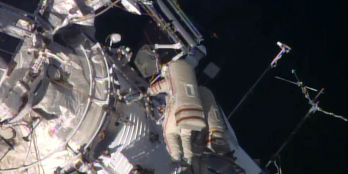 Kozmonauti z ISS vykonali tretí výstup do priestoru za niekoľko týždňov