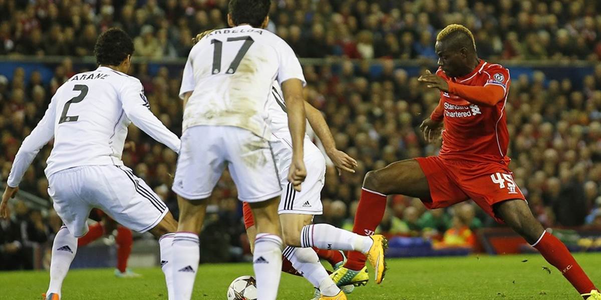 VIDEO Balotelli cez polčas menil dres s Pepem, Rodgers ho kritizoval