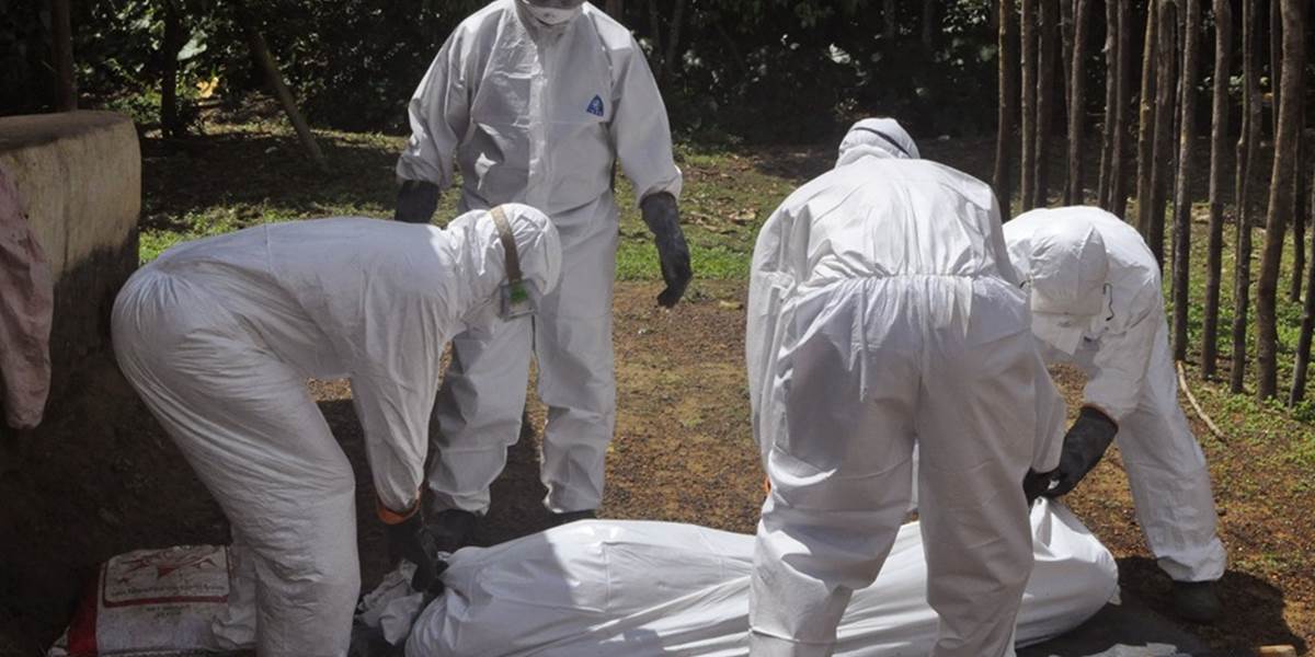 Lídri EÚ posilnili boj proti ebole miliardou eur