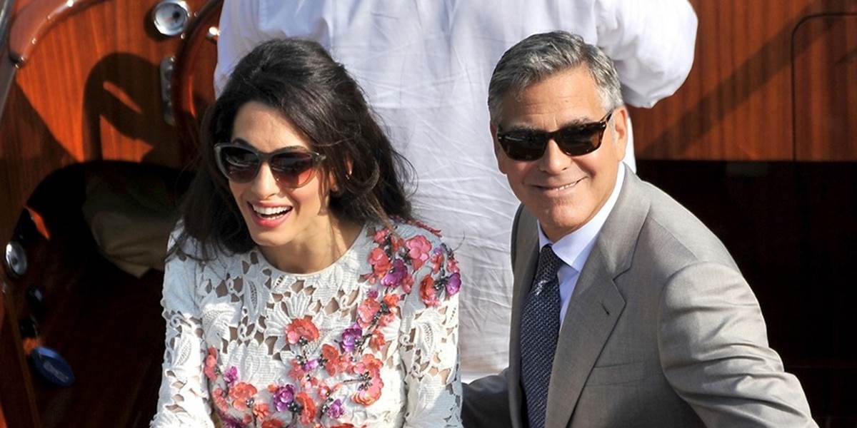 George Clooney a Amal Clooney opäť oslavovali svadbu