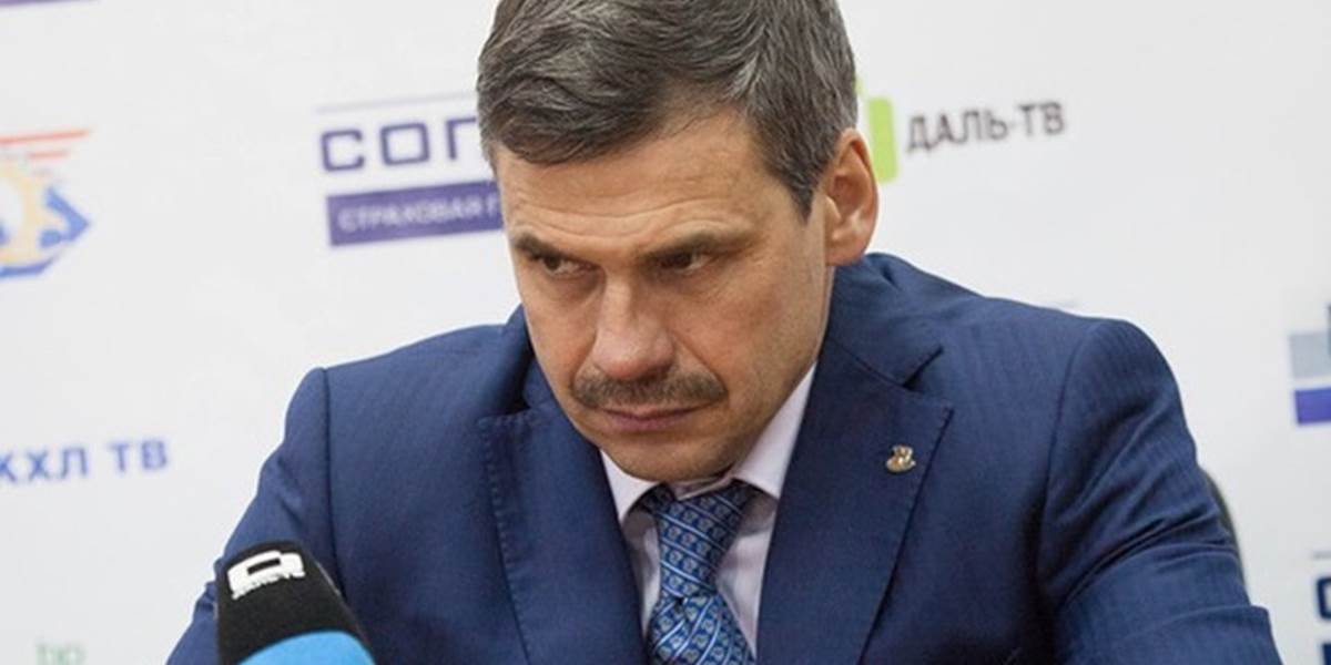 Tréner CSKA Moskva mal počas duelu zdravotné problémy