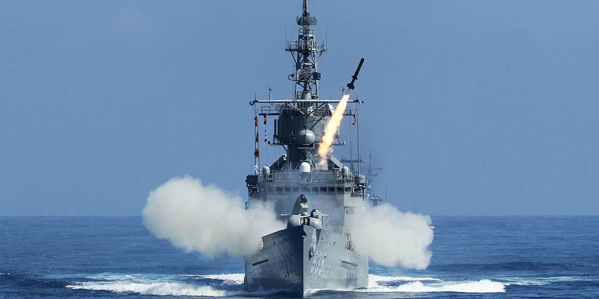 Japonsko začalo spoločné vojenské cvičenie s Ruskom aj s USA