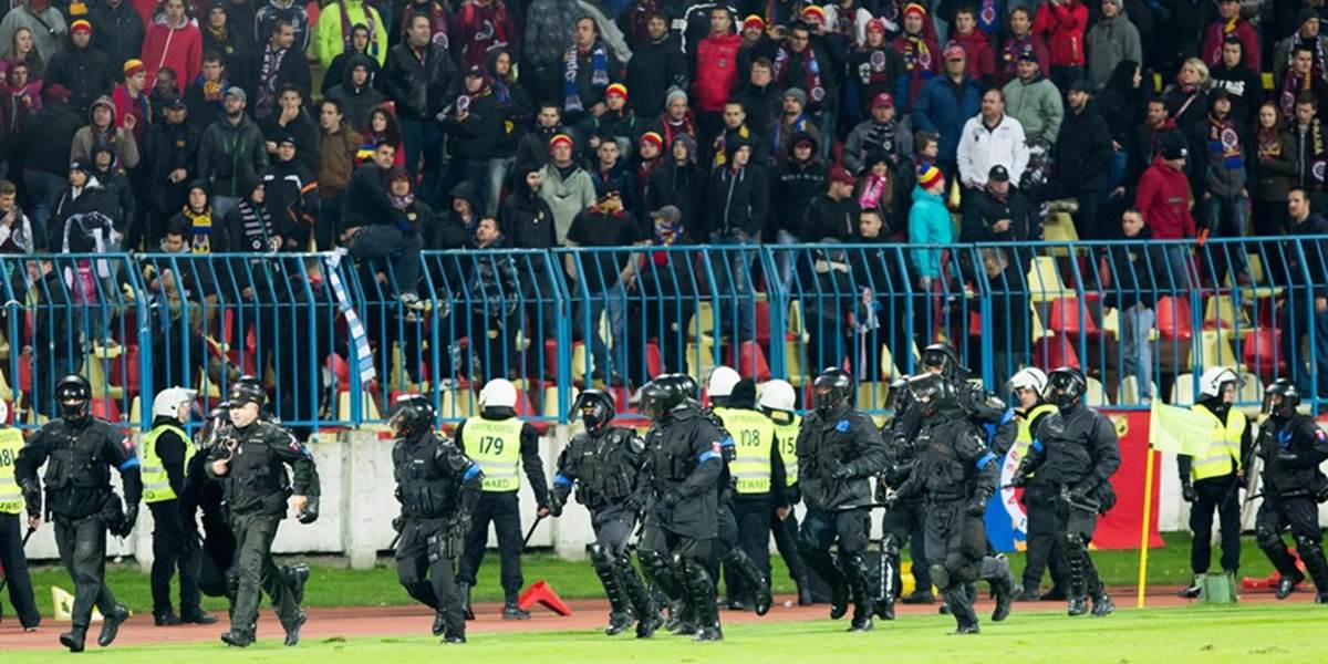 Polícia začne konanie proti Slovanu za výtržnosti na štadióne