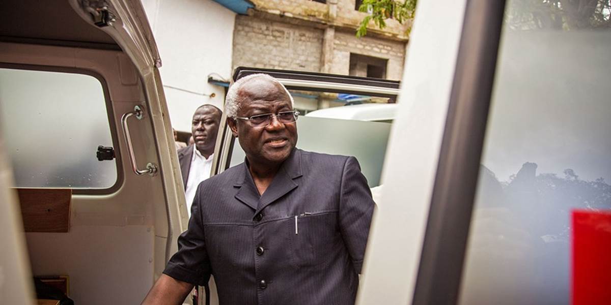 Prezident Sierry Leone: Ebolu porazí zmena v správaní ľudí