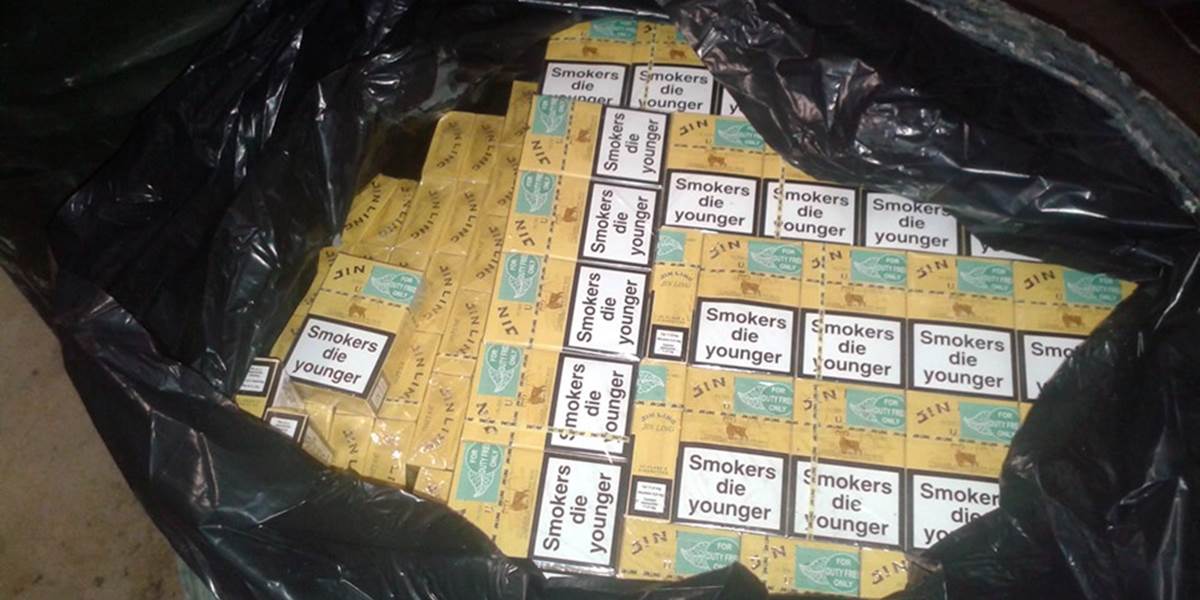 Polícia zaistila pri Ruskom Hrabovci kontraband 1300 kartónov cigariet