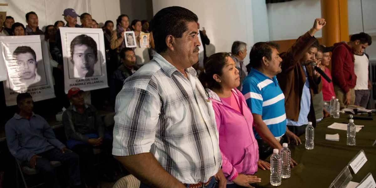 Mexický prezident sa stretol s príbuznými 43 unesených študentov