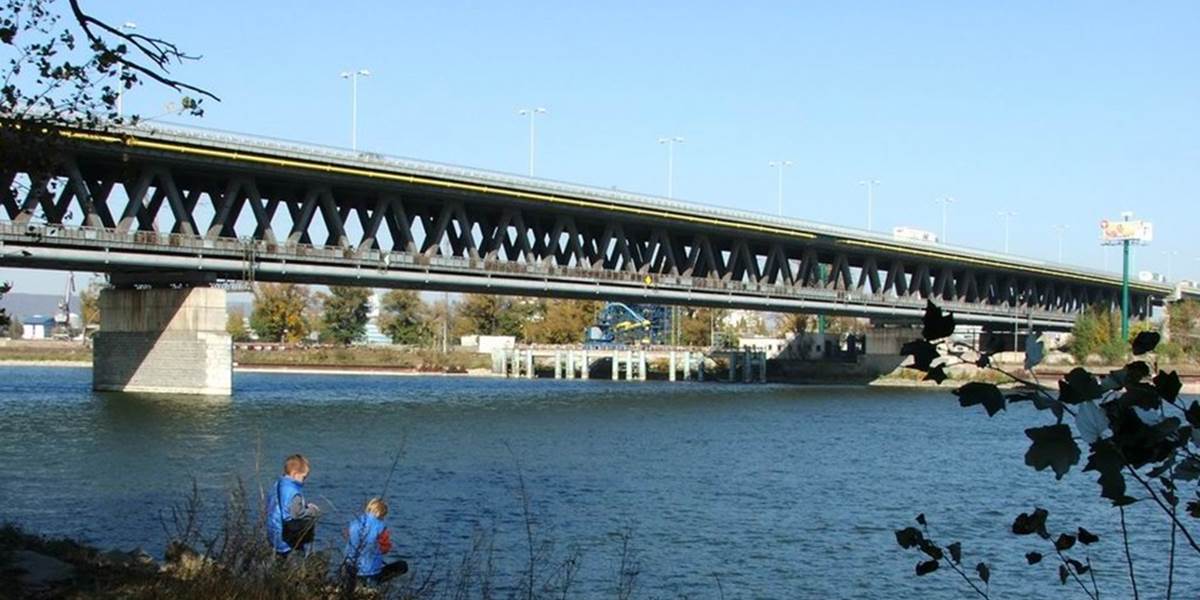 Prístavný most čiastočne uzavrú až o týždeň