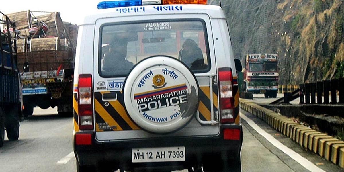 Indii zatkli troch mužov za lúpež banky pomocou tunela