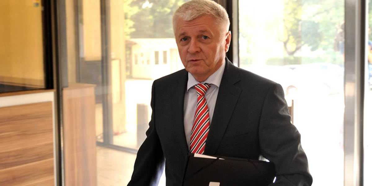 Minister Pavlis je nespokojný s dostavbou Mochoviec