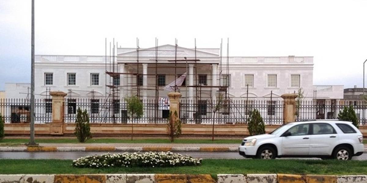 Kurdský podnikateľ si stavia repliku washingtonského Bieleho domu