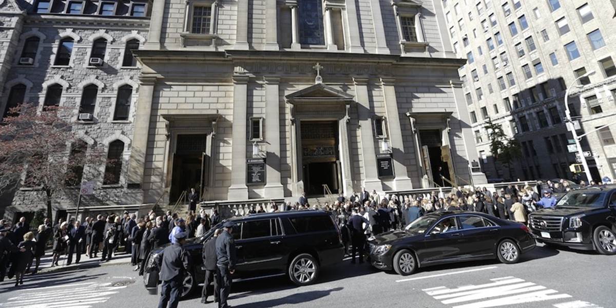 Na pohreb módneho návrhára Oscara de la Rentu v New Yorku prišlo veľa celebrít