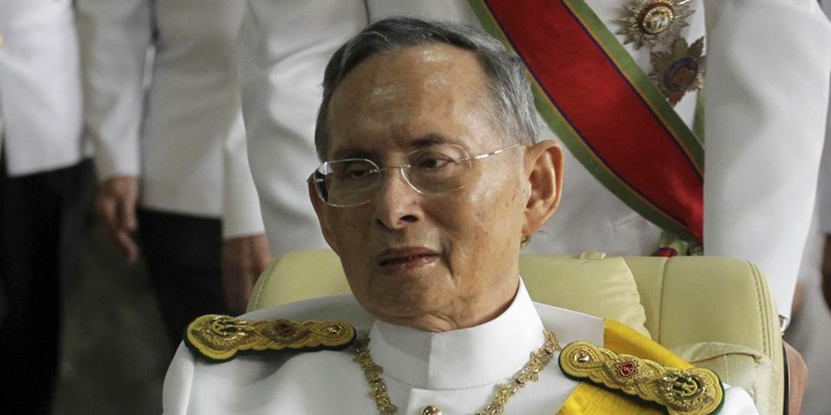 Thajského kráľa trápi zápal hrubého čreva