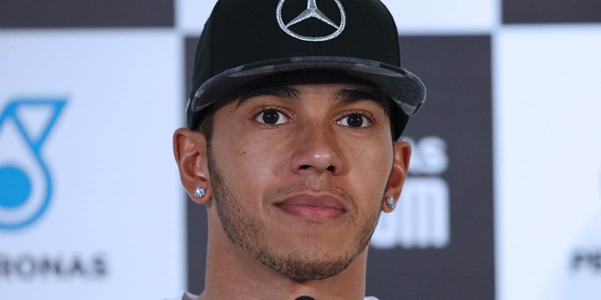 F1:V boji o titul ide do tuhého, Hamilton v lepšej pozícii