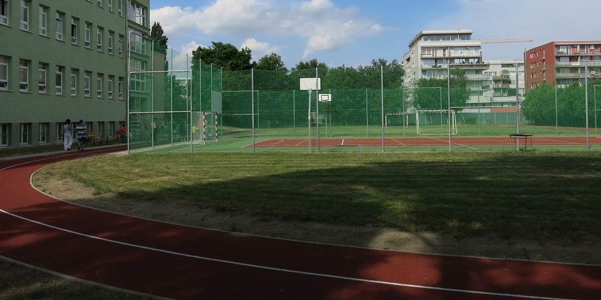 Obyvatelia Žiaru nad Hronom majú  k dispozícii novú športovo-oddychovú zónu
