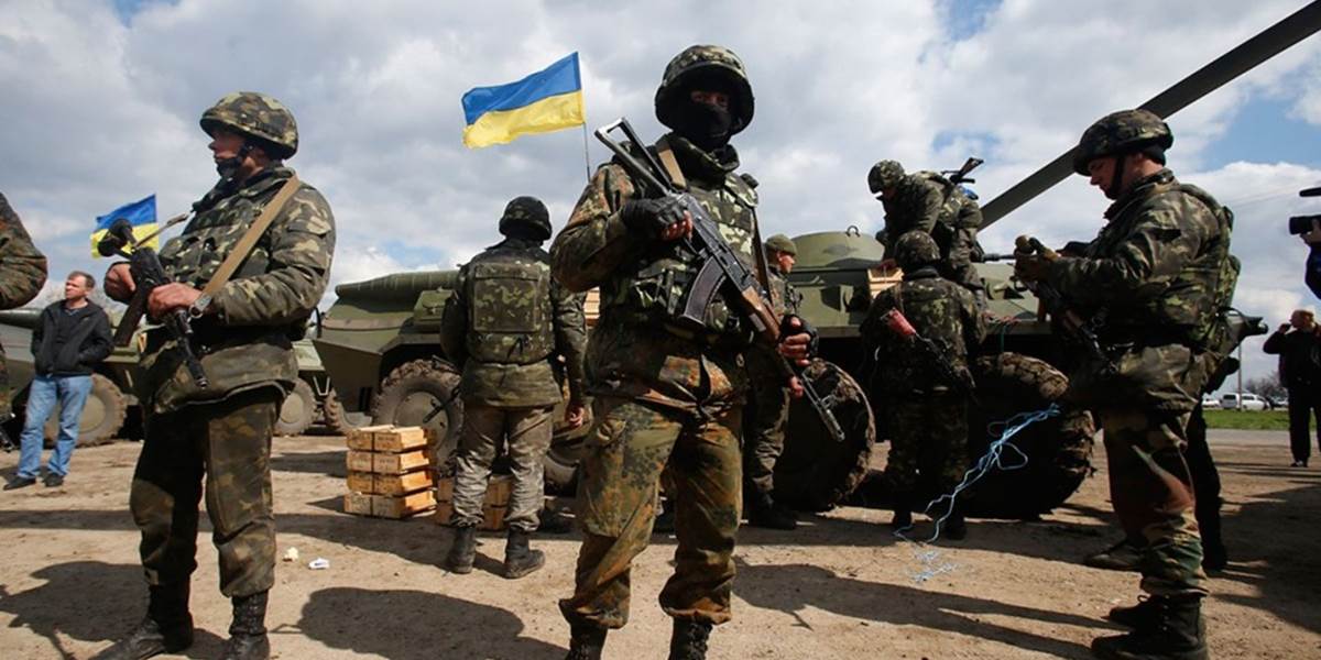 Na východnej Ukrajine sa zintenzívnilo ostreľovanie pozícií vládnych vojsk