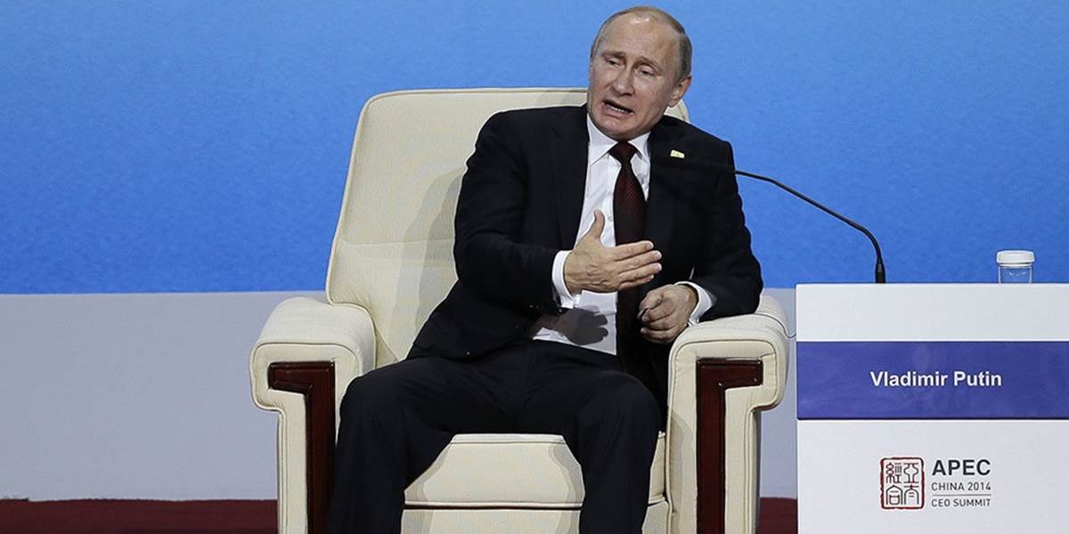 Putin obvinil Ukrajinu, že bráni vyšetreniu júlového pádu boeingu