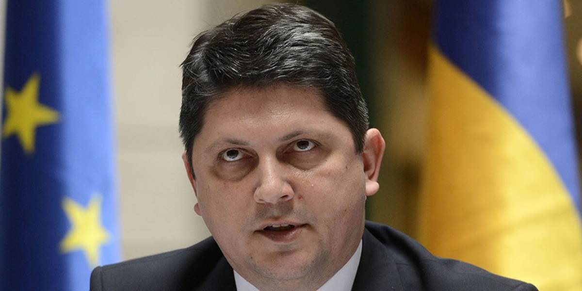 Rumunský minister zahraničných vecí odstúpil po sťažnostiach na voľby